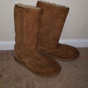 UGGs